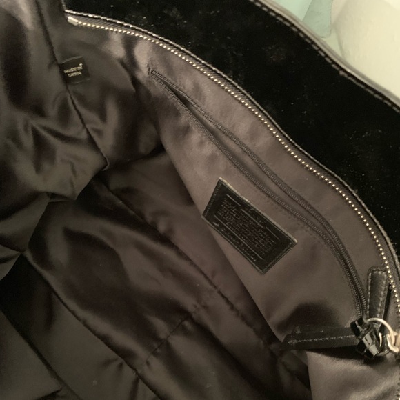 COACH signature patent leather bag - Picture 3 of 5